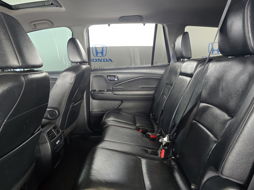 Thumbnail: 2022 Honda Pilot - 17