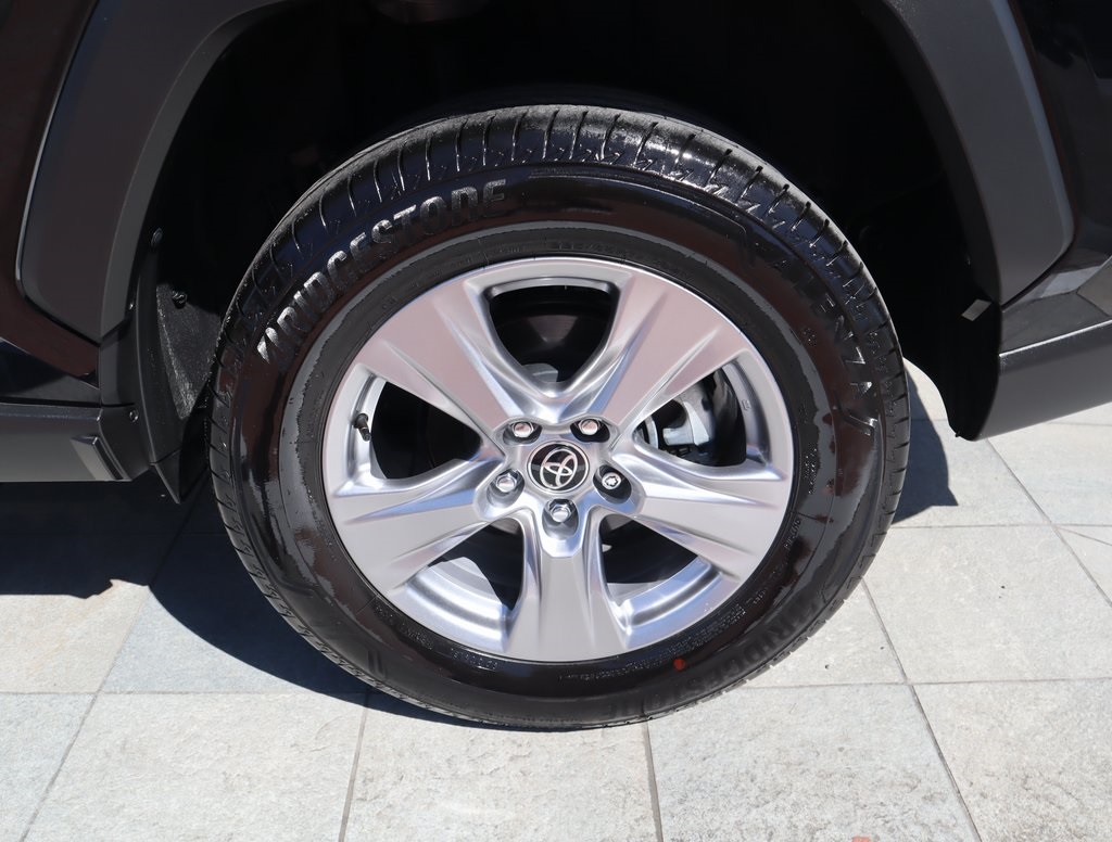 Thumbnail: 2024 Toyota RAV4 - 10