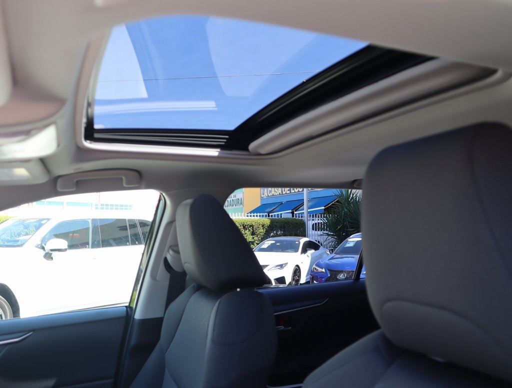 Thumbnail: 2024 Toyota RAV4 - 19