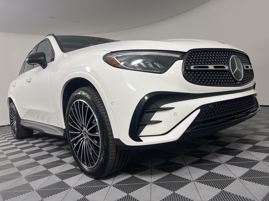 2025 Mercedes Benz GLC 300 4MATIC photo 9