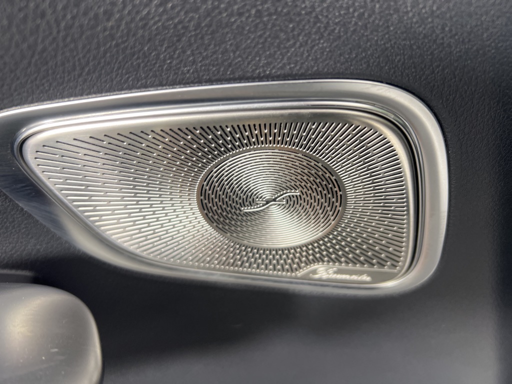 2025 Mercedes Benz GLC 300 4MATIC photo 31