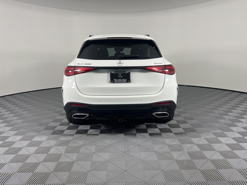 2025 Mercedes Benz GLC 300 4MATIC photo 5