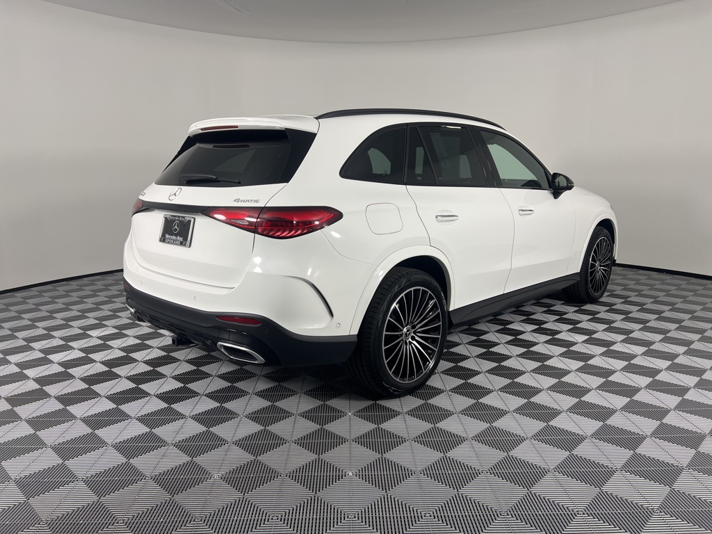 2025 Mercedes Benz GLC 300 4MATIC photo 6