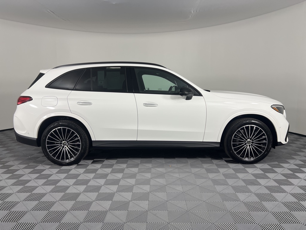 2025 Mercedes Benz GLC 300 4MATIC photo 7