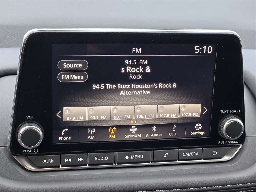 2026 Nissan Rogue SV - 11