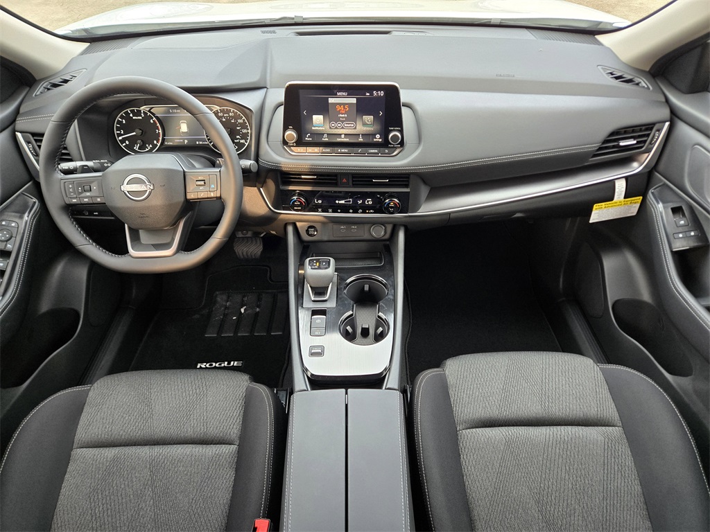 2026 Nissan Rogue SV - 5