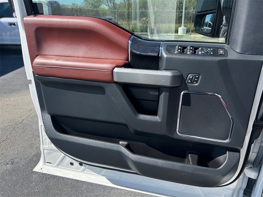 Used Car 2022 Ford F-450sd  Platinum For Sale Under $90,000 In Floresville, Texas