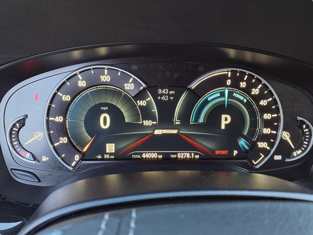 2019 BMW 5 Series 530e iPerformance Silver at North Houston Mitsubishi