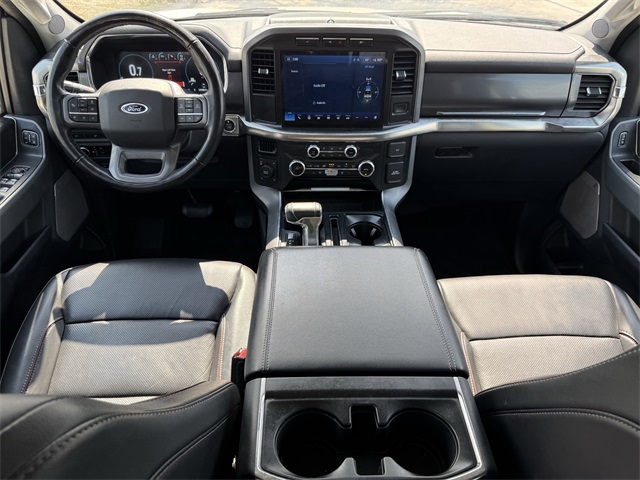 2023 Ford F-150 Lariat - 11