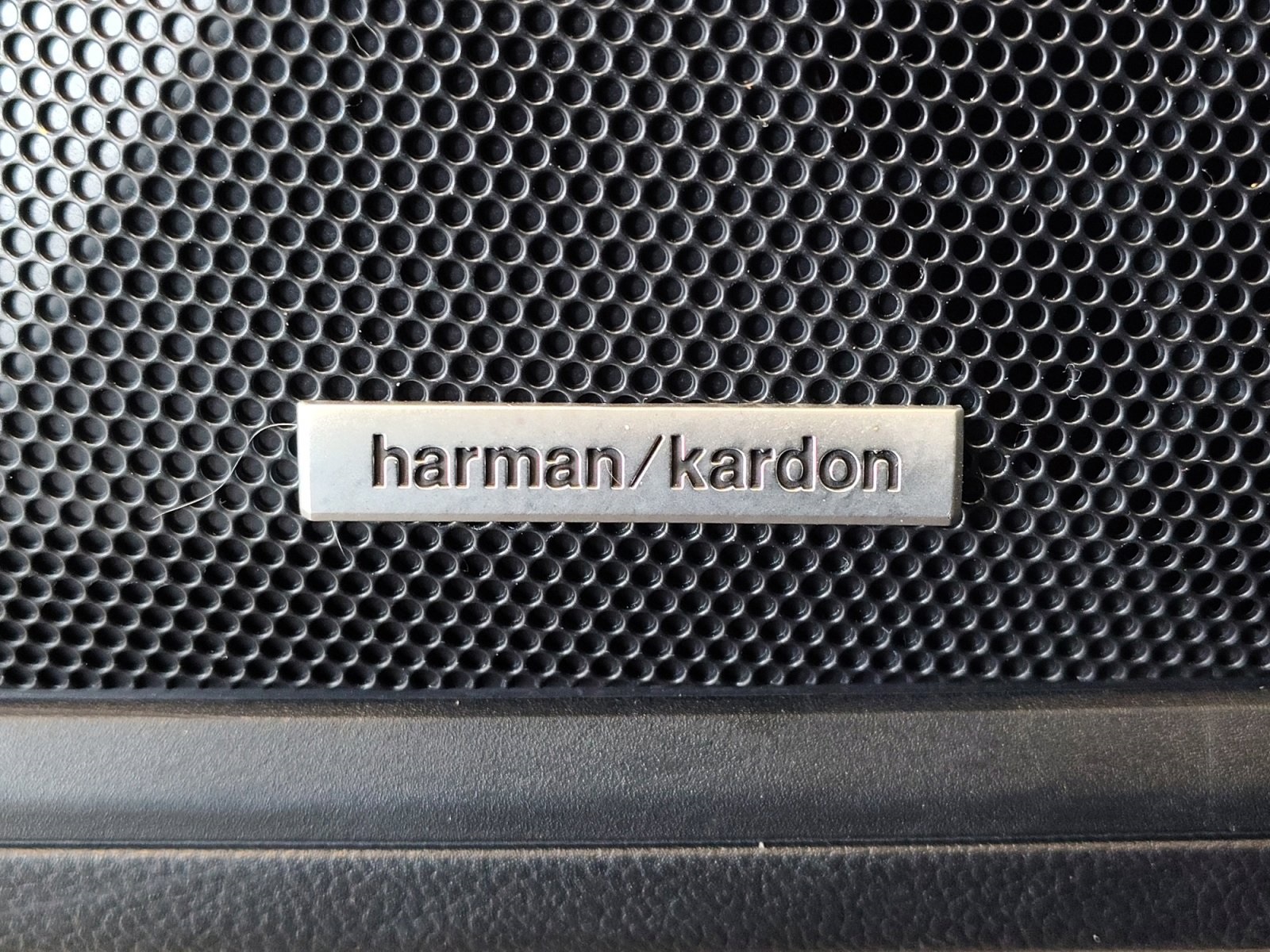 Used Car 2021 Subaru Outback  Limited For Sale Under $25,000 In San Antonio, Texas