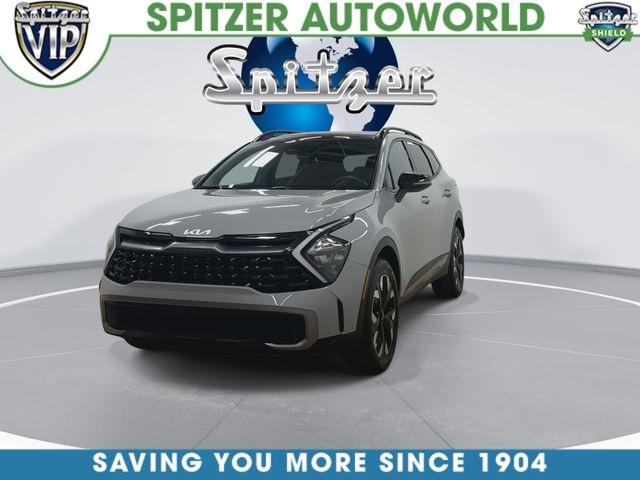 View vehicle photo 4