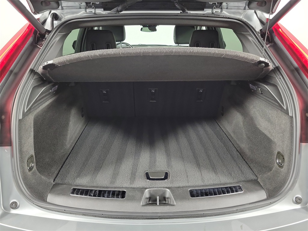 2025 Cadillac XT4 Premium Luxury Silver at Tom Peacock Cadillac