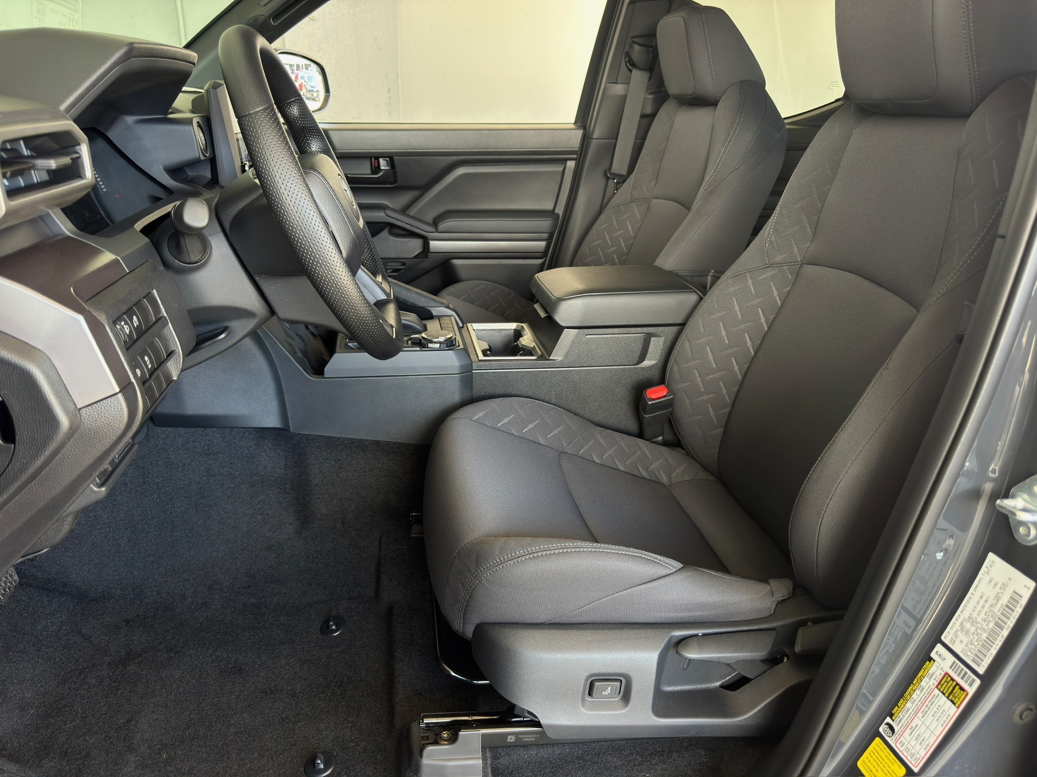 2025 Toyota Tacoma SR5 - 6