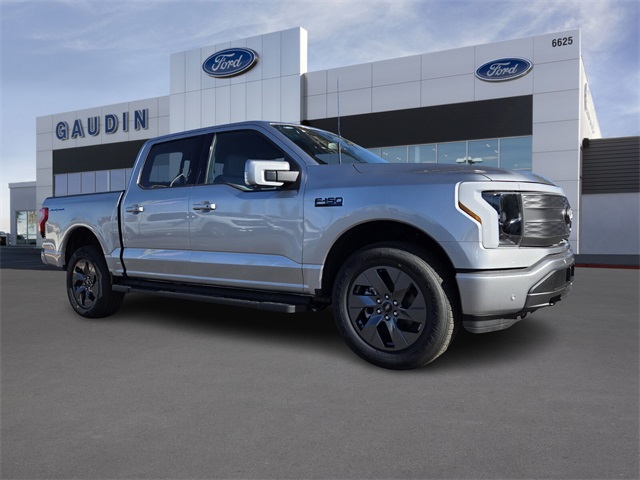 2025 Ford F-150 Lightning Lariat