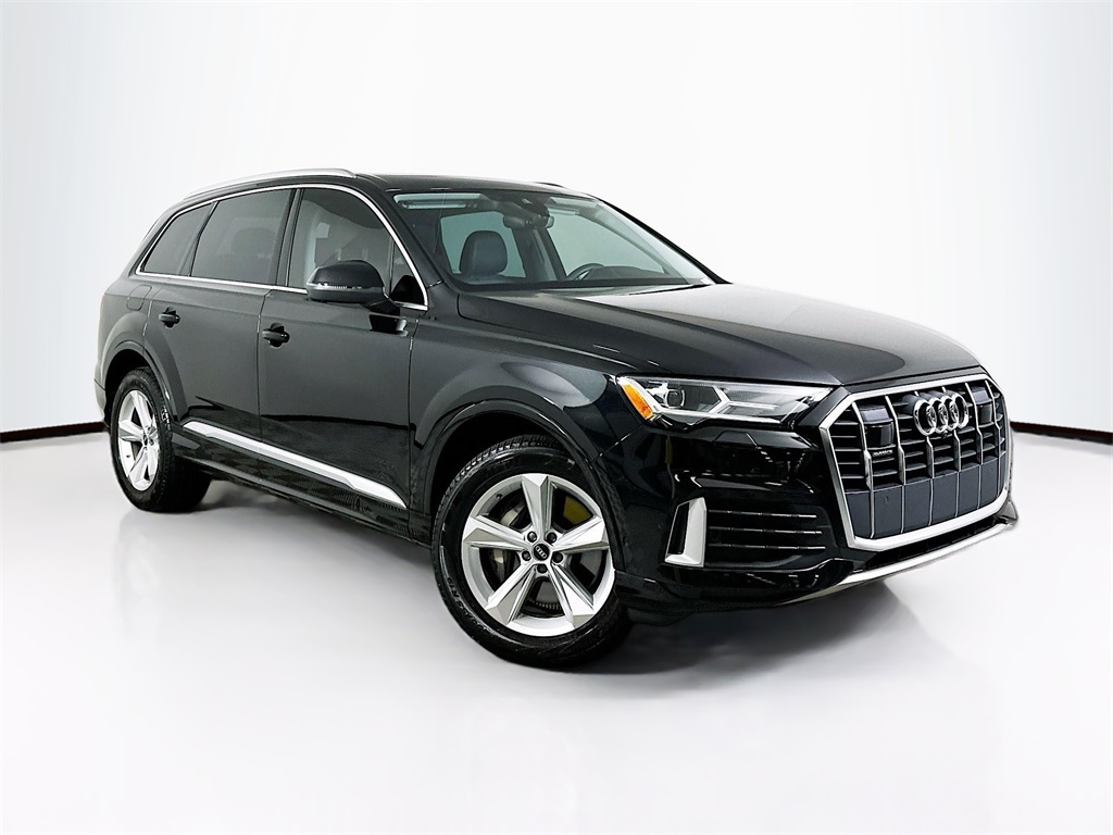 2023 Audi Q7 45 Premium