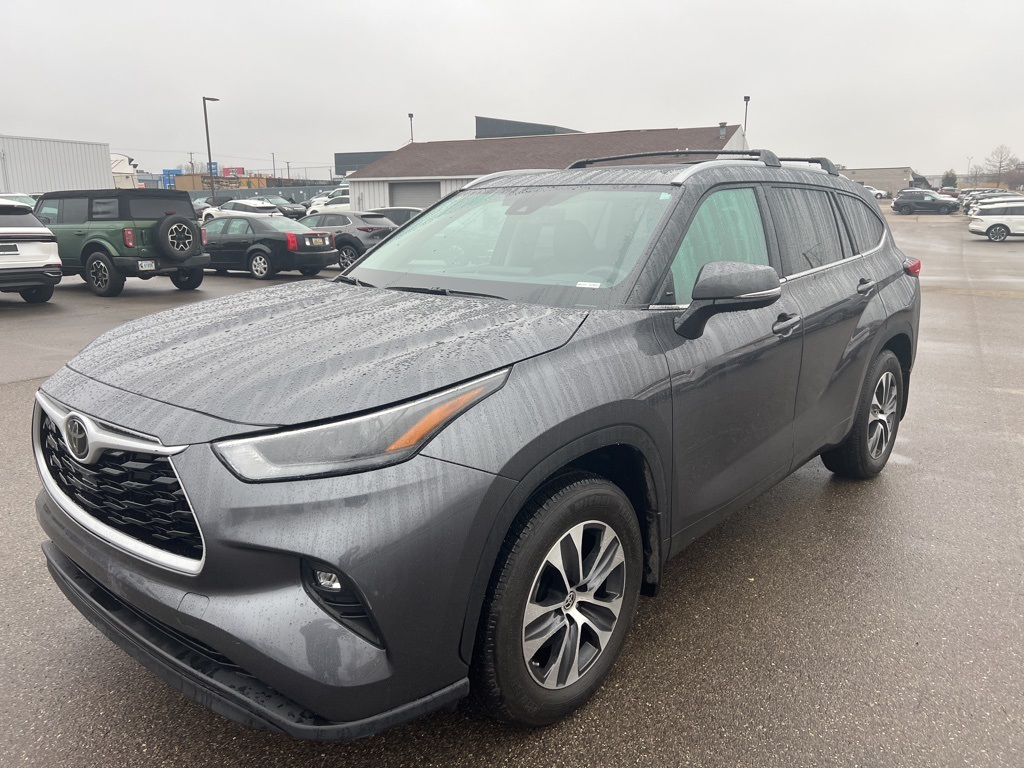 2024 Toyota Highlander XLE AWD