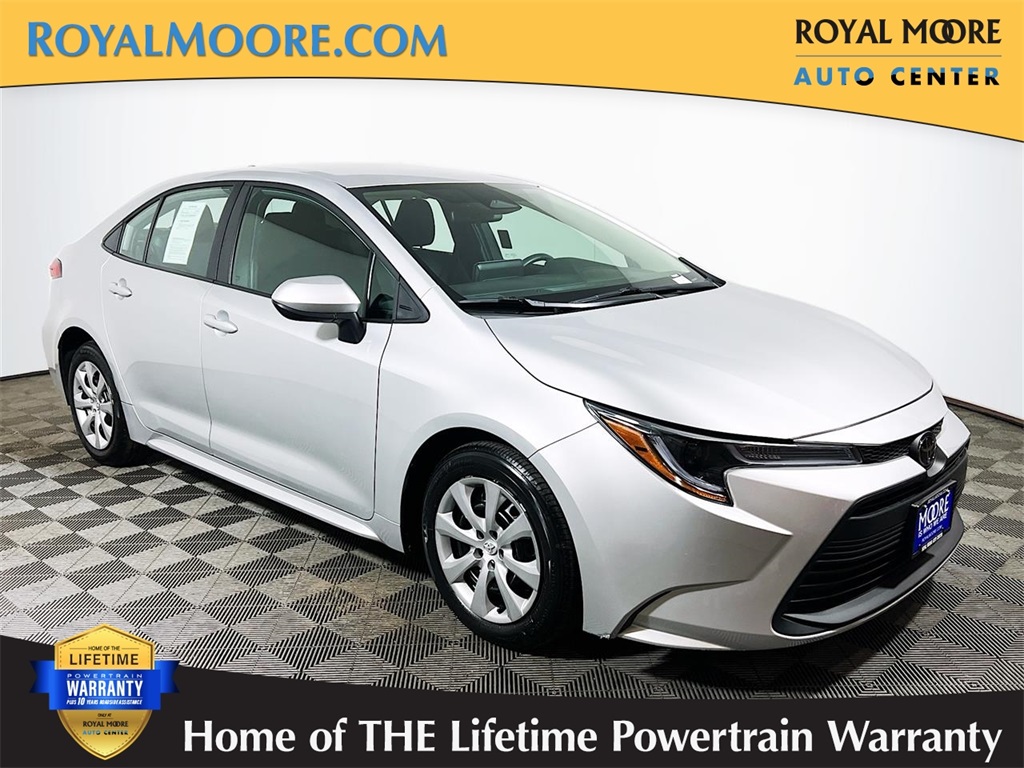 2025 Toyota Corolla LE FWD
