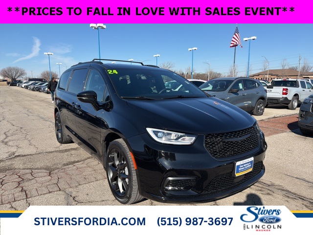 2024 Chrysler Pacifica Touring L AWD