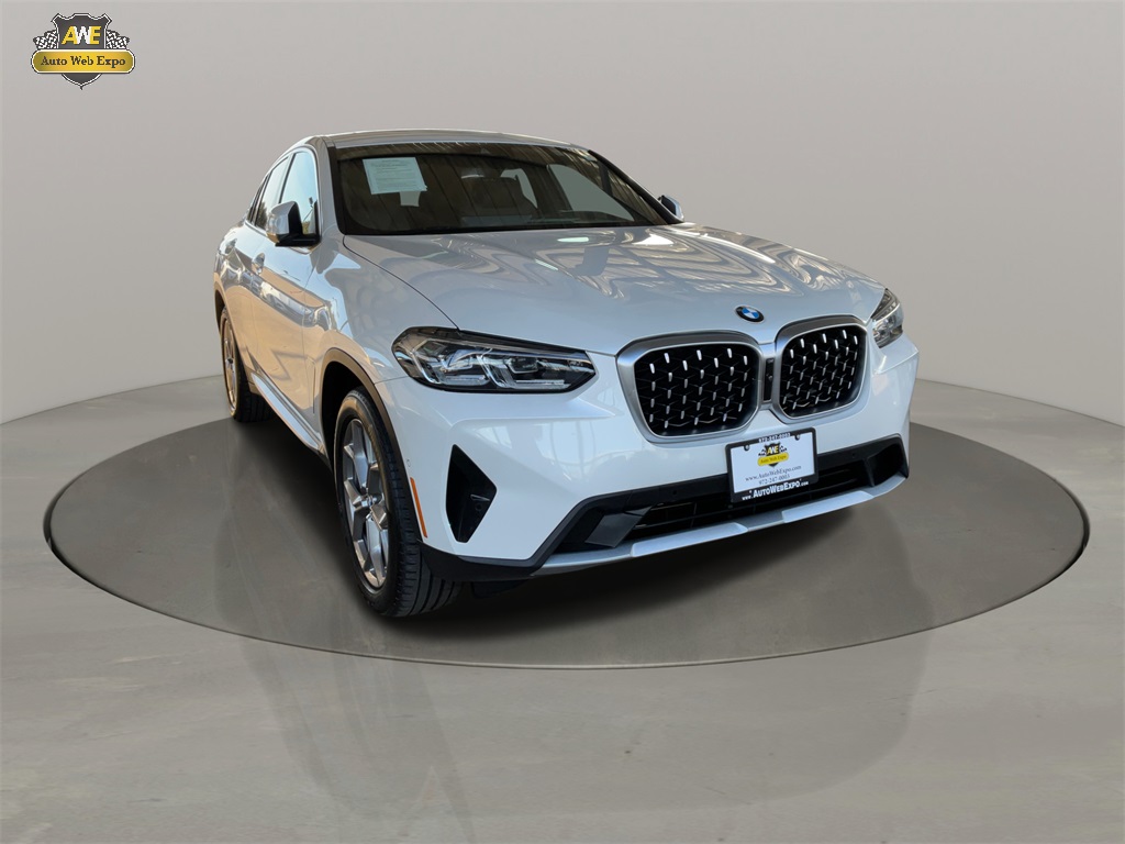 2024 BMW X4 xDrive30i AWD