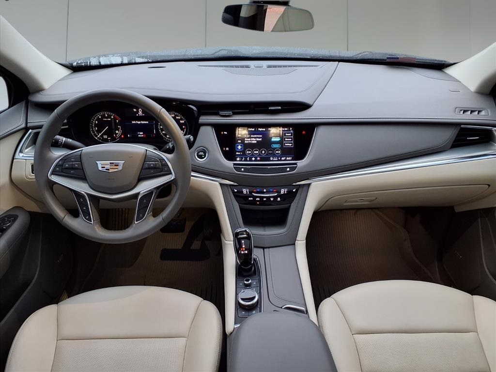 2022 Cadillac XT5 Premium Luxury Green at Tom Peacock Cadillac