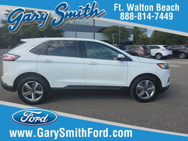 2022 Ford Edge SEL's photo