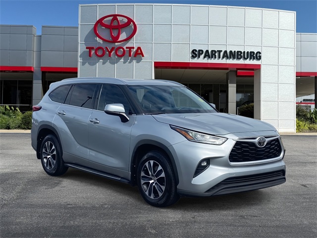 2020 Toyota Highlander XLE AWD