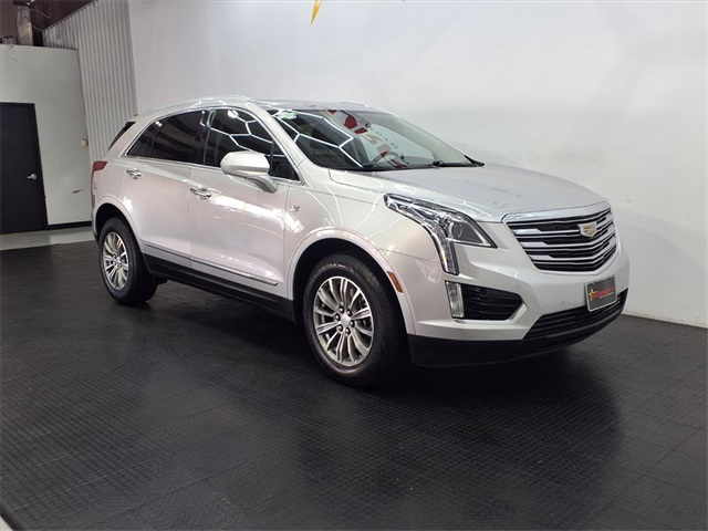 2019 Cadillac XT5 Luxury Silver at Bayway Cadillac Southwest