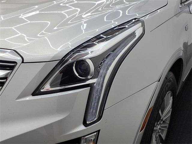 2019 Cadillac XT5 Luxury Silver at Bayway Cadillac Southwest