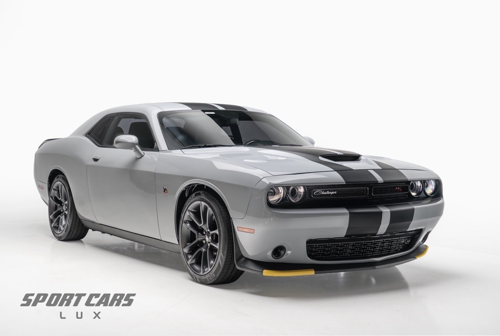 Dodge Challenger 2021 Image