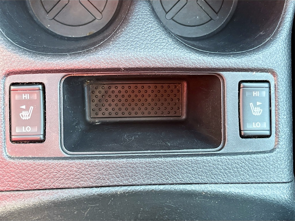 2020 Nissan Rogue SV White at Martin Chrysler Dodge Jeep Ram