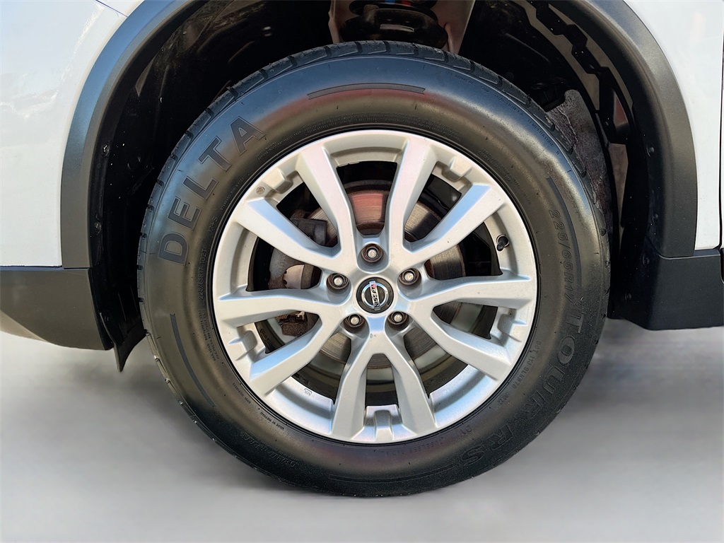 2020 Nissan Rogue SV White at Martin Chrysler Dodge Jeep Ram