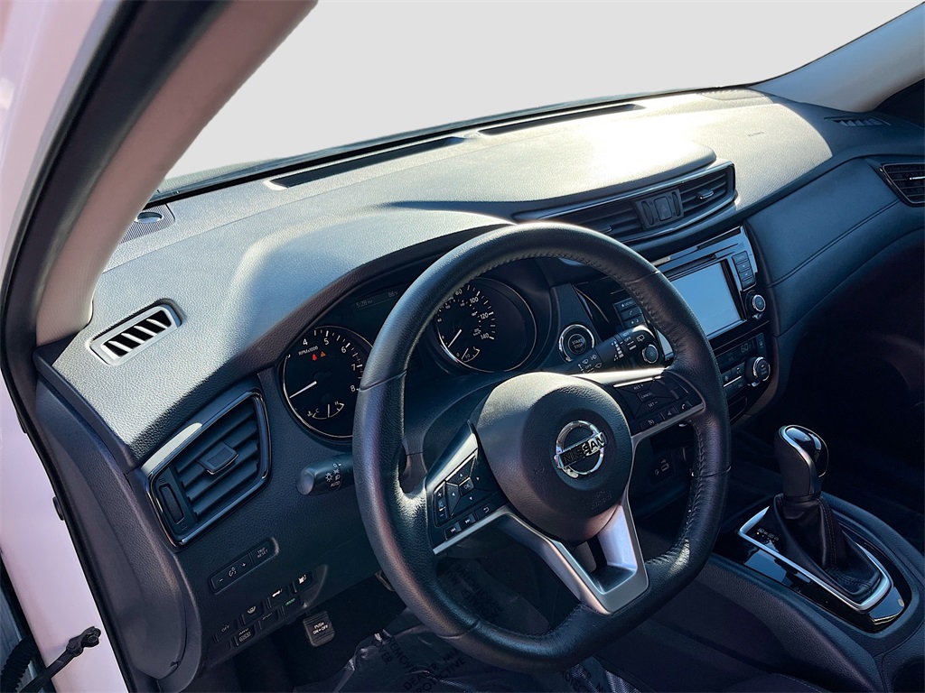 2020 Nissan Rogue SV White at Martin Chrysler Dodge Jeep Ram