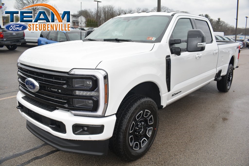 2026 Ford F-350 Super Duty Platinum Crew Cab 4WD