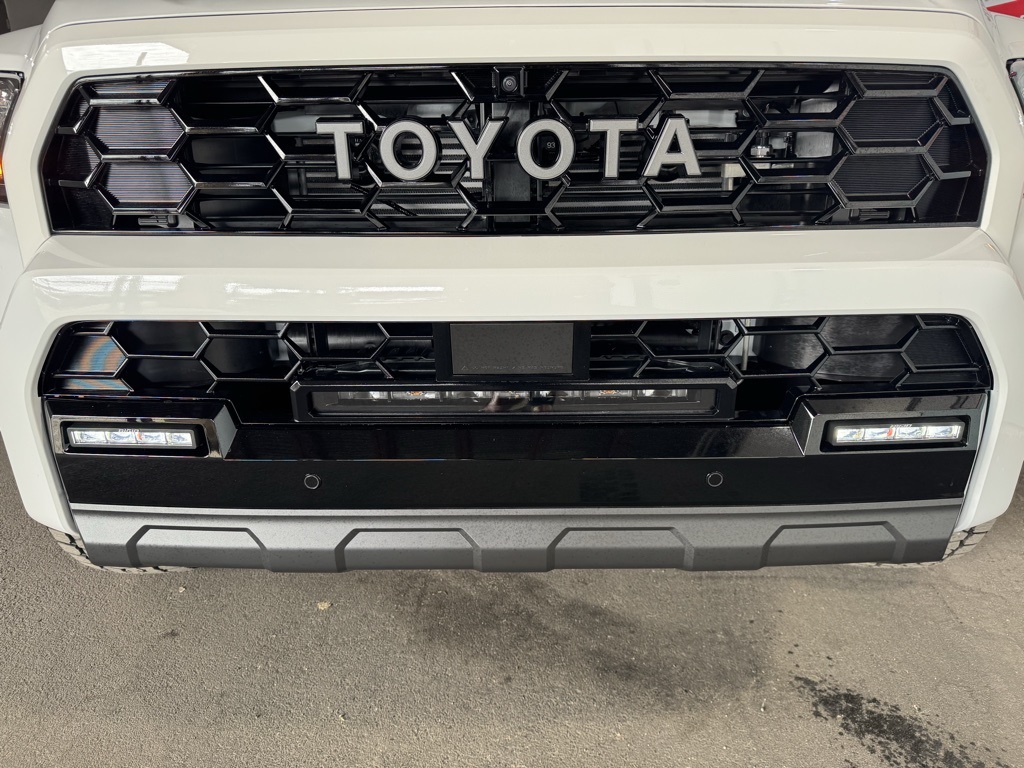 Thumbnail: 2026 Toyota 4Runner - 13