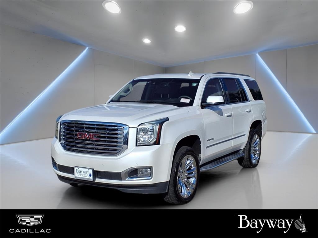 2017 GMC Yukon SLT White at Bayway Cadillac of The Woodlands