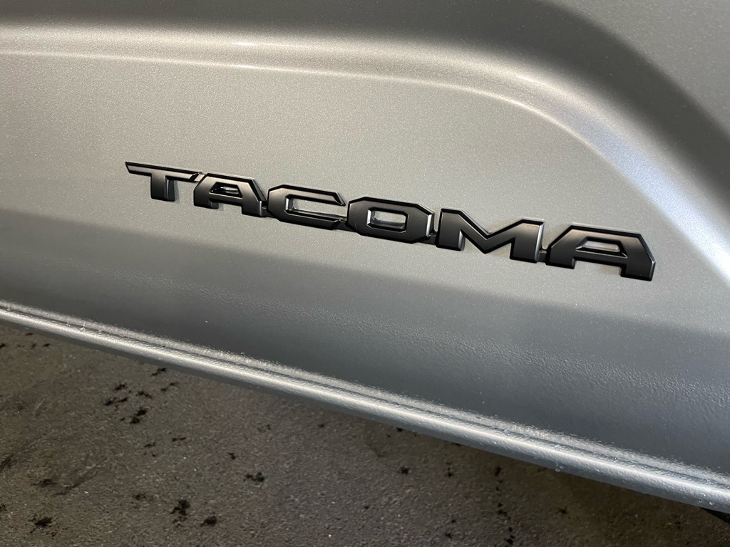 Thumbnail: 2025 Toyota Tacoma - 9