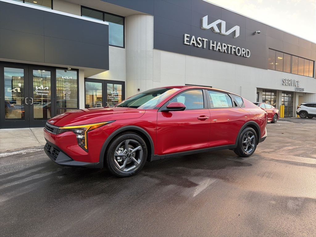 2025 Kia K4 LXS's photo