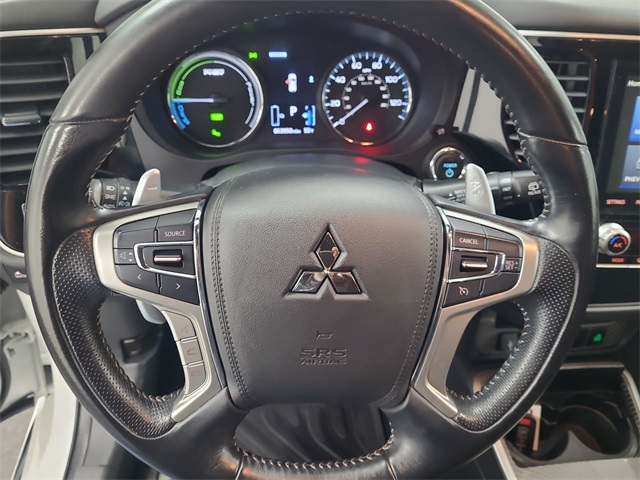 2020 – Mitsubishi – Outlander PHEV