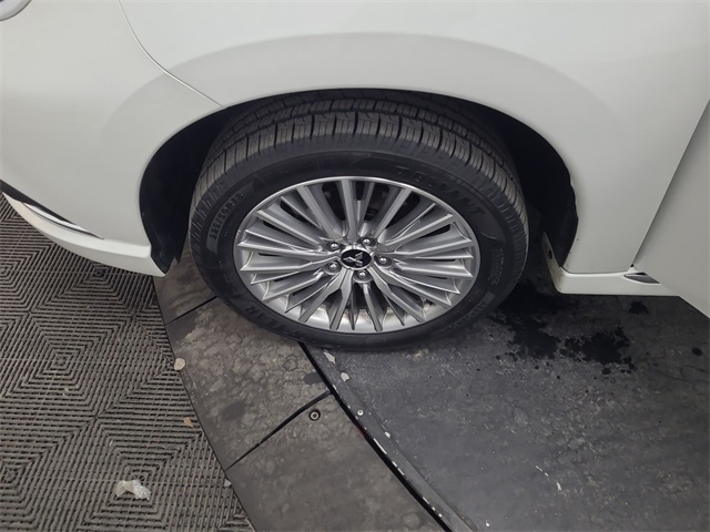 2020 – Mitsubishi – Outlander PHEV