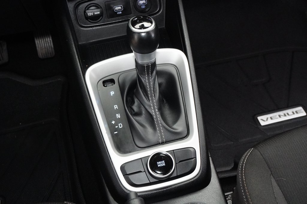 Used Car 2021 Hyundai Venue  Sel For Sale Under $12,000 In Weatherford, Texas