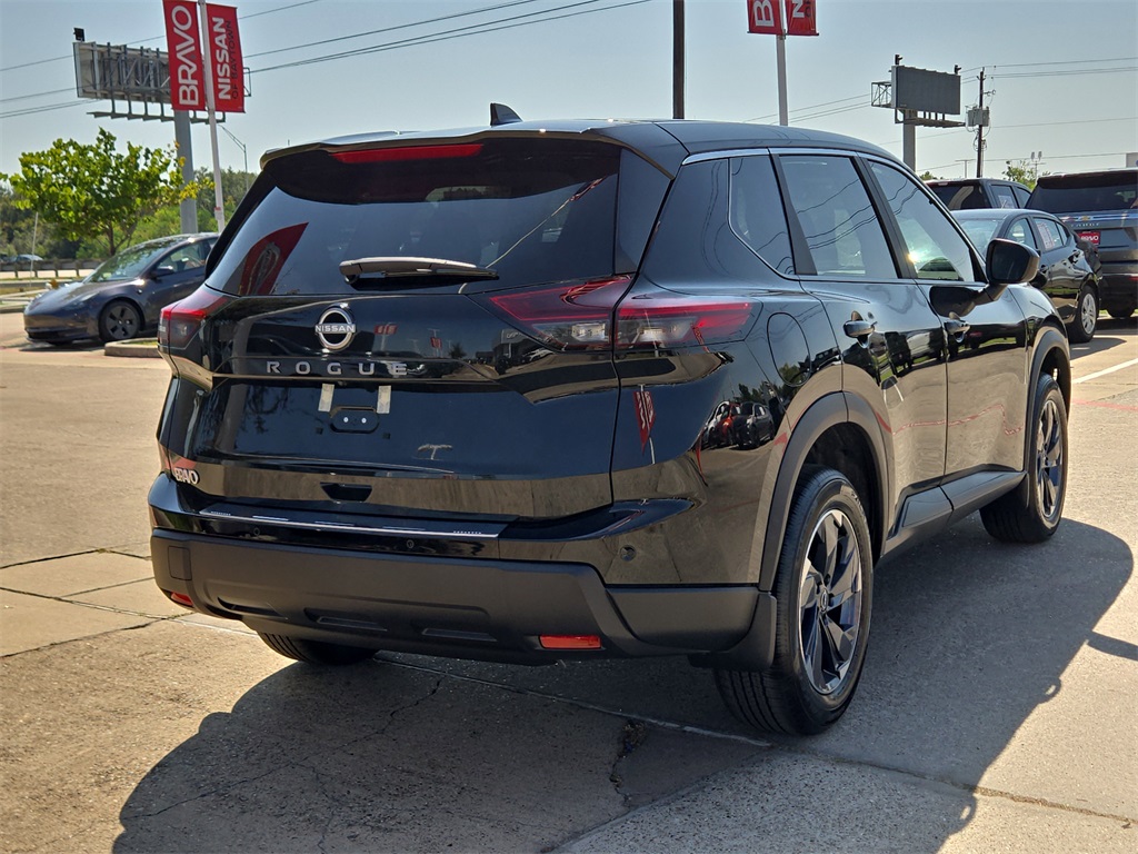 2026 Nissan Rogue SV - 2