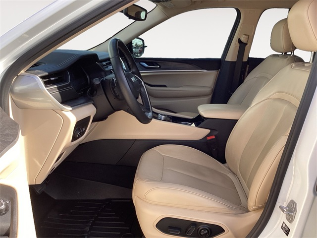 Used Car 2022 Jeep Grand Cherokee L  Limited For Sale Under $30,000 In San Antonio, Texas
