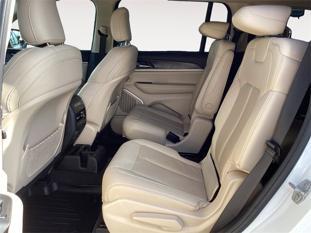 Used Car 2022 Jeep Grand Cherokee L  Limited For Sale Under $30,000 In San Antonio, Texas