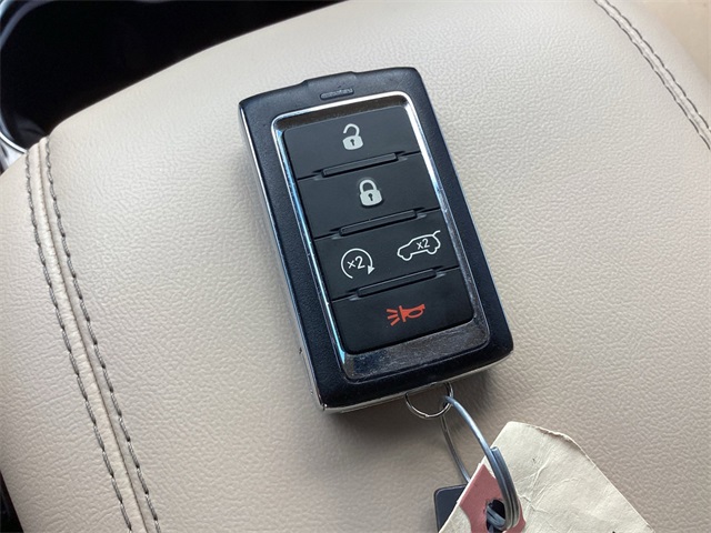 Used Car 2022 Jeep Grand Cherokee L  Limited For Sale Under $30,000 In San Antonio, Texas