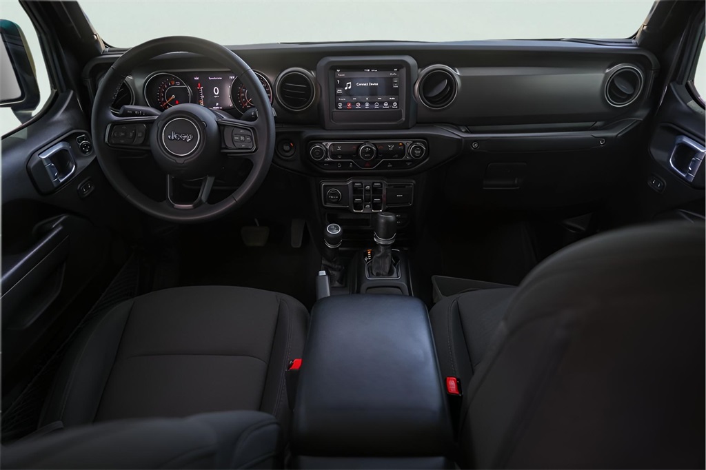 Used Car 2023 Jeep Gladiator  Willys For Sale Under $35,000 In Austin, Texas