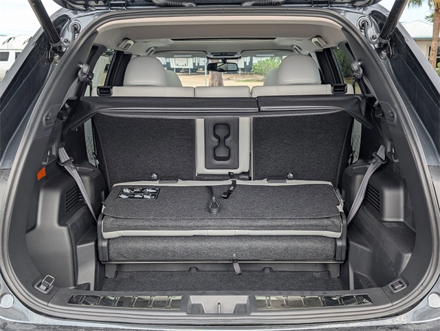 2025 Mitsubishi Outlander PHEV SEL Gray at North Houston Mitsubishi