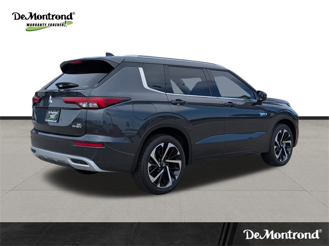 2025 Mitsubishi Outlander PHEV SEL Gray at North Houston Mitsubishi
