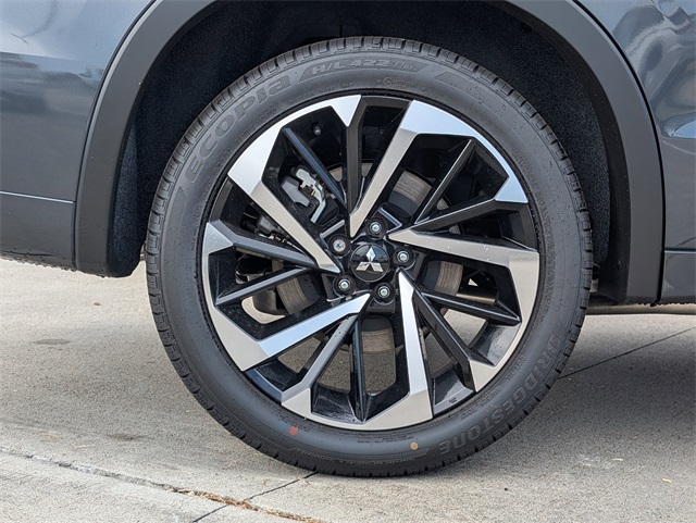 2025 Mitsubishi Outlander PHEV SEL Gray at North Houston Mitsubishi