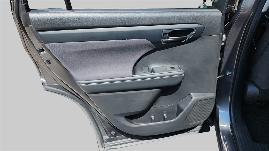 2024 Toyota Highlander