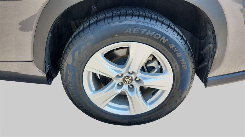 2024 Toyota Highlander